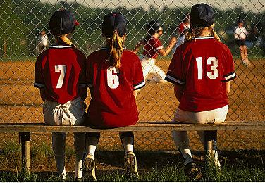 《装甲核心6》新截图 枪林弹雨之间直击敌人弱点